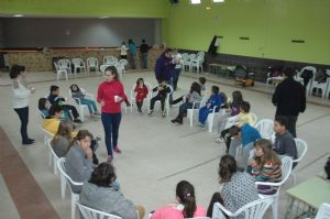 ENCUENTRO DE NIÑOS Y JÓVENES EN VENIALBO