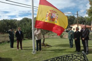 FIESTA NACIONAL 12 DE OCTUBRE CON IZADO DE BANDERA