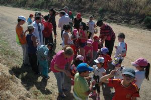 VISITA DE LA ESCUELA A UNA GRANJA DE VENIALBO 