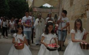 PROCESIÓN DEL CORPUS. VENIALBO 2014