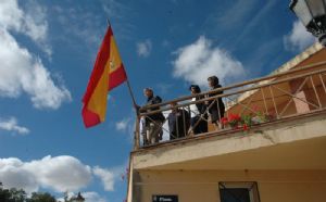 Venialbo celebra la fiesta nacional y honra a La Virgen del Pilar