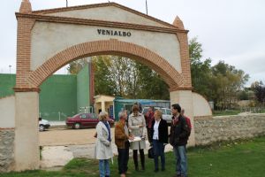 LA SUBDELEGADA DEL GOBIERNO VISITA VENIALBO.